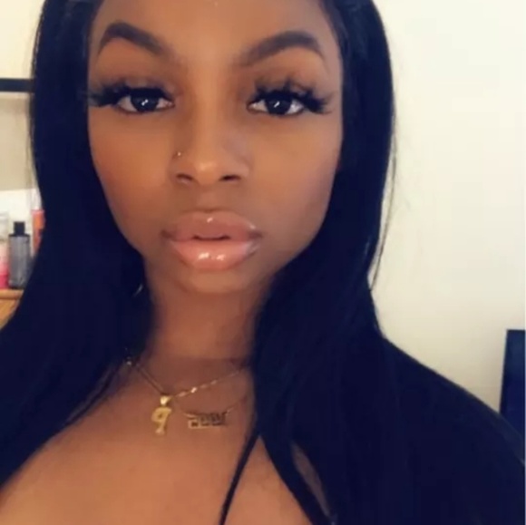 Selena Mink Lashes - Picture 7 of 8